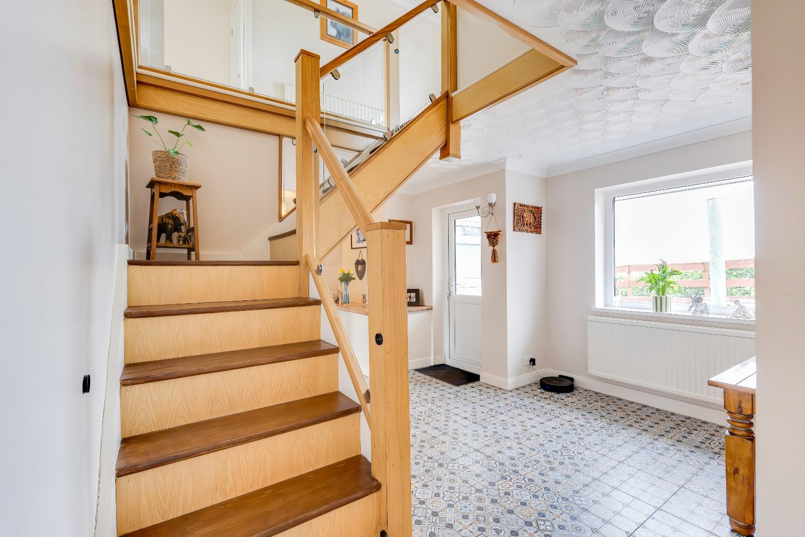 86a Port Road East, Barry, CF62 9PU